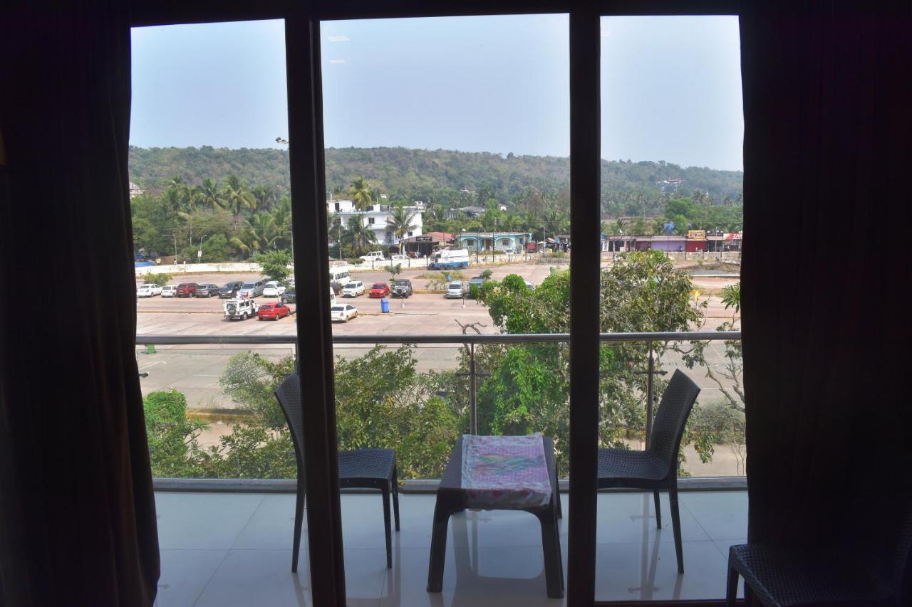 Hotel Baga Highq - Near Baga Beach Buitenkant foto