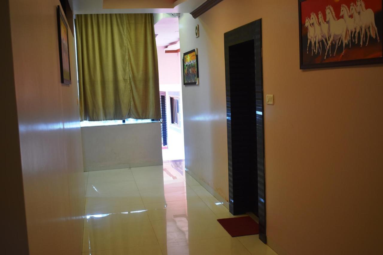 Hotel Baga Highq - Near Baga Beach Buitenkant foto