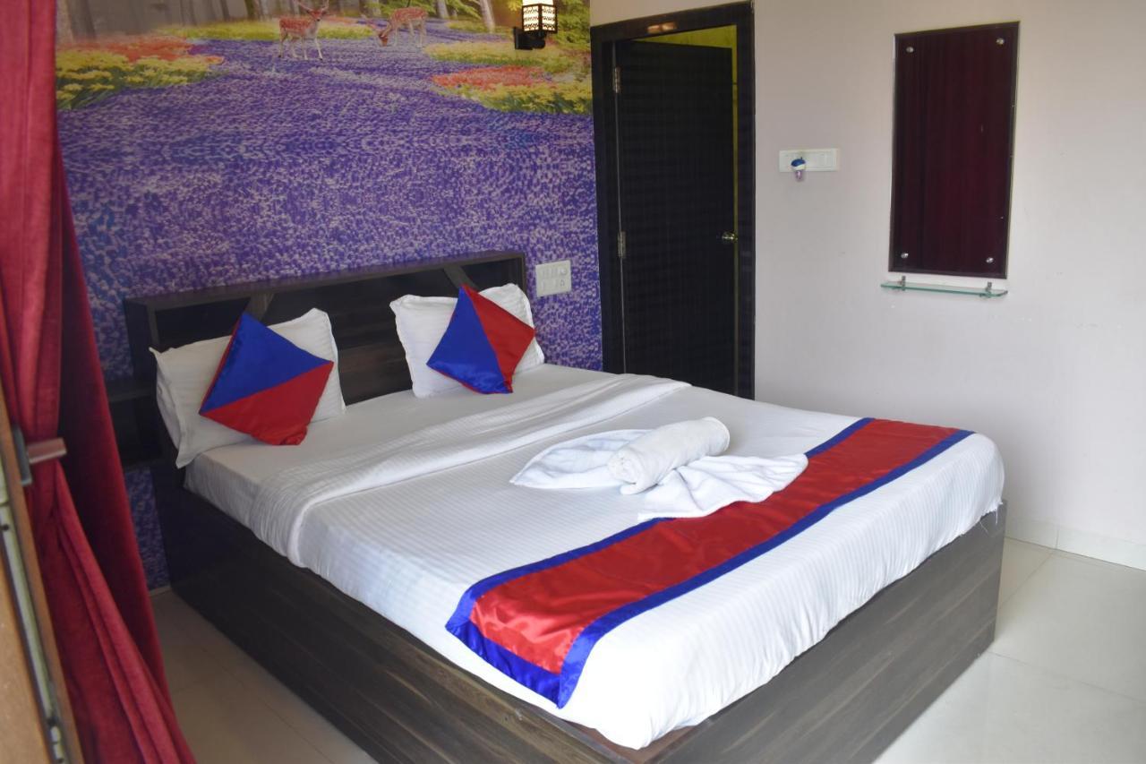 Hotel Baga Highq - Near Baga Beach Buitenkant foto
